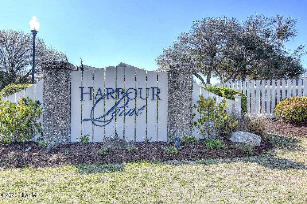 233 Silver Sloop Way Property Photo 26