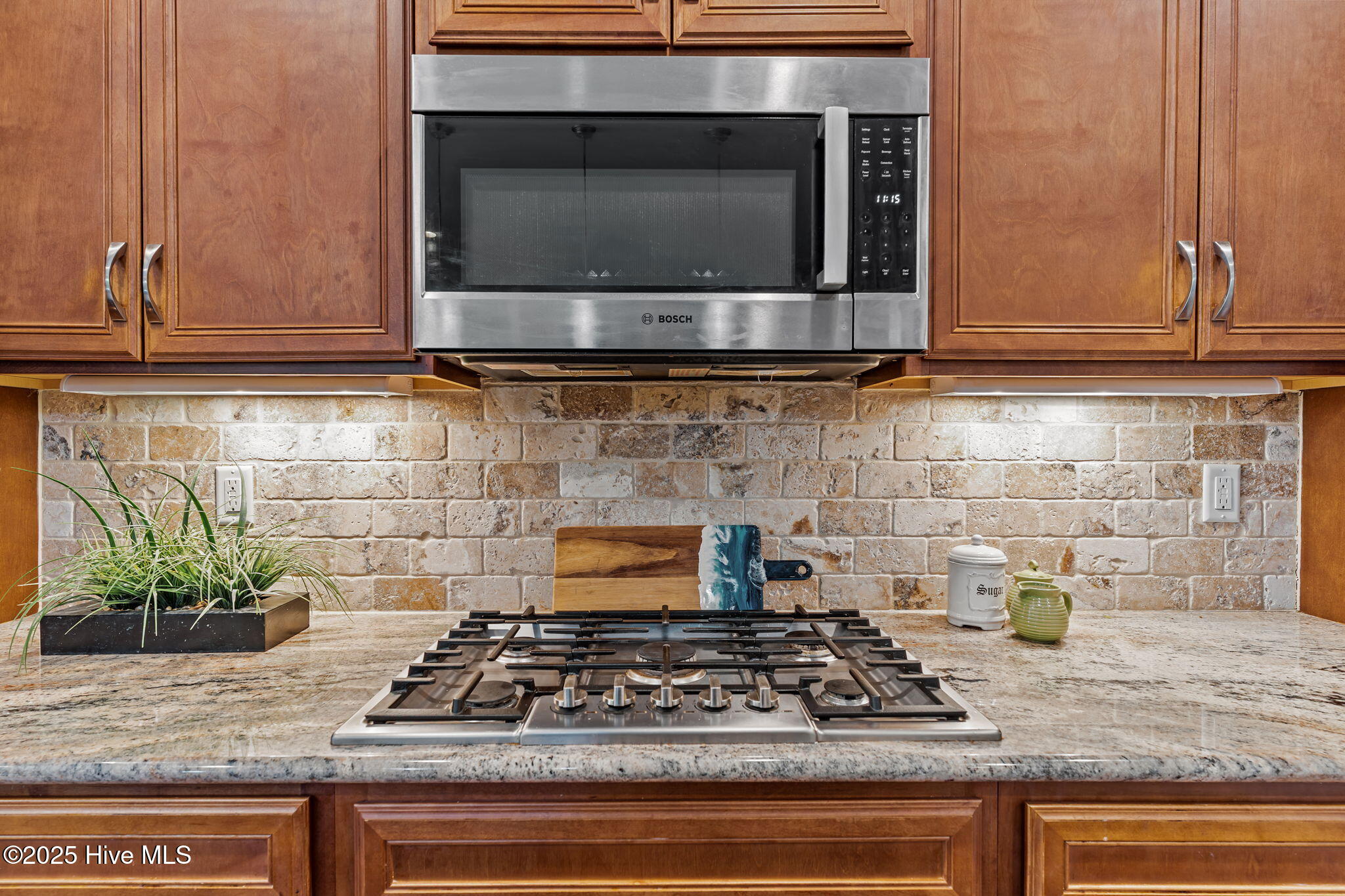 8416 Forest Crest Court Property Photo 13
