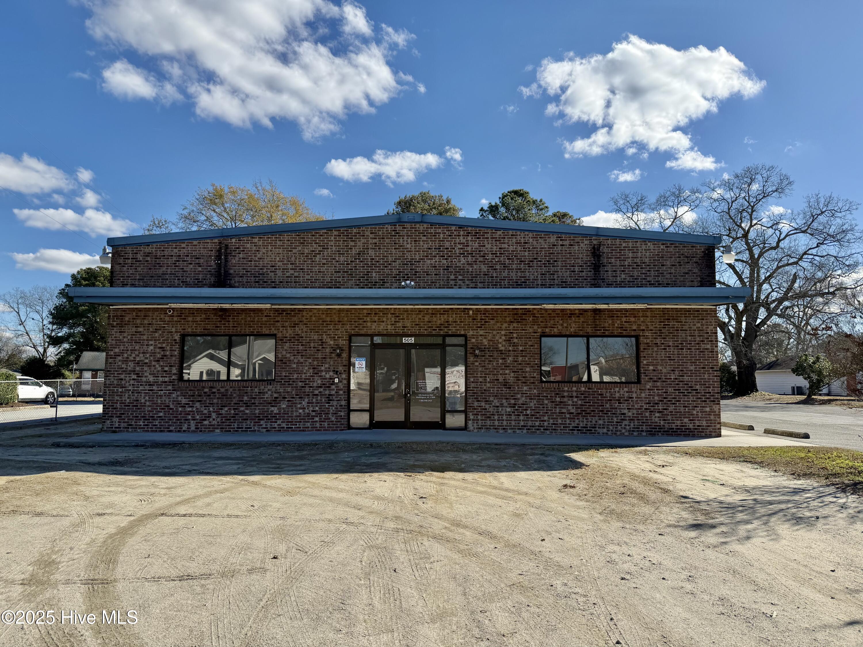 505 Hackney Avenue Property Photo 1