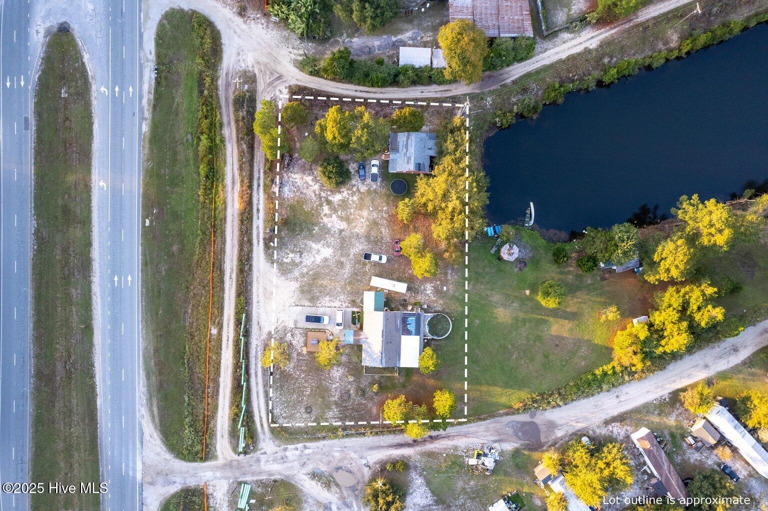 33 Pender Lake Road Property Photo 7