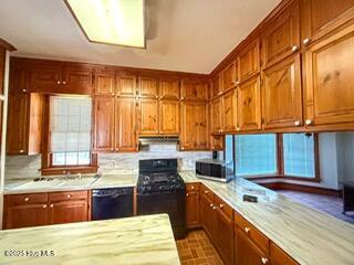 407 S King Street Property Photo 40