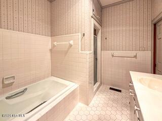 407 S King Street Property Photo 46