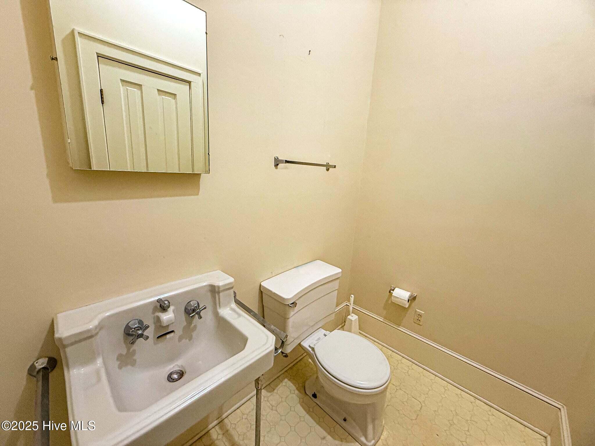 407 S King Street Property Photo 68