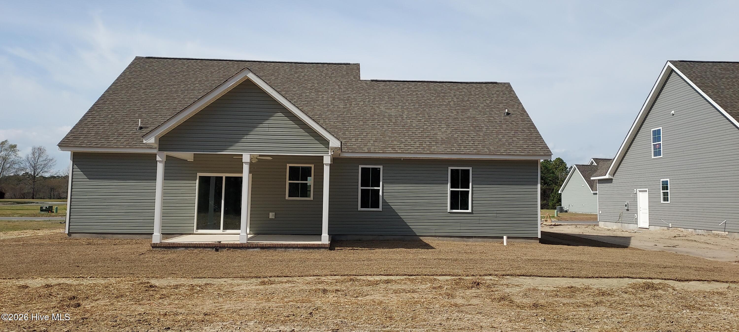 110 Rolling Water Lane Property Photo 2