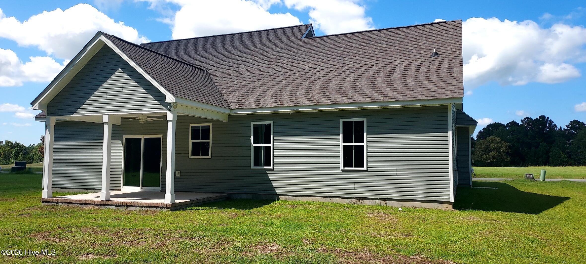 110 Rolling Water Lane Property Photo 3