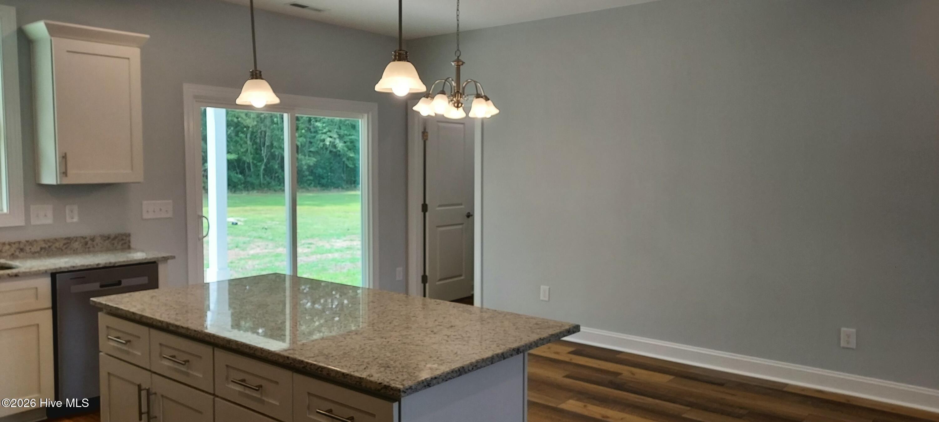 110 Rolling Water Lane Property Photo 7