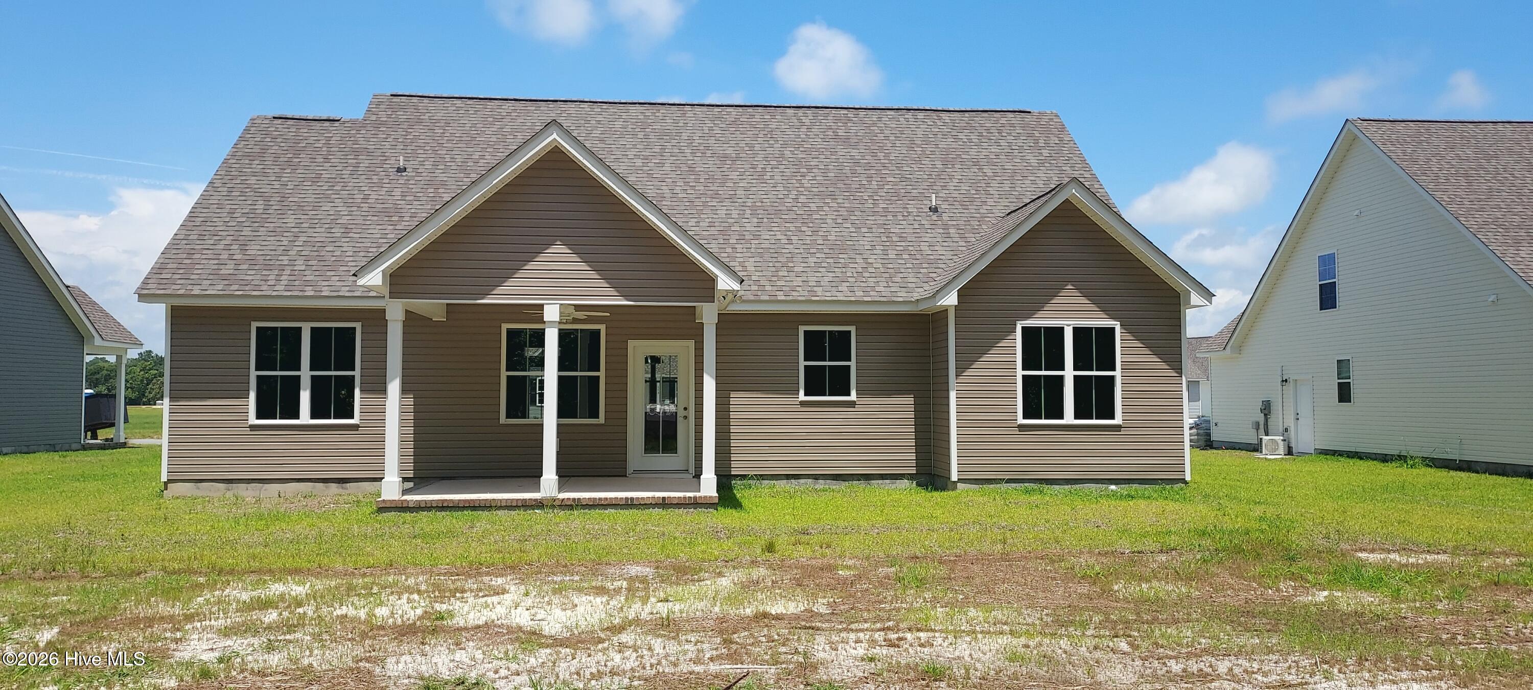 114 Rolling Water Lane Property Photo 2
