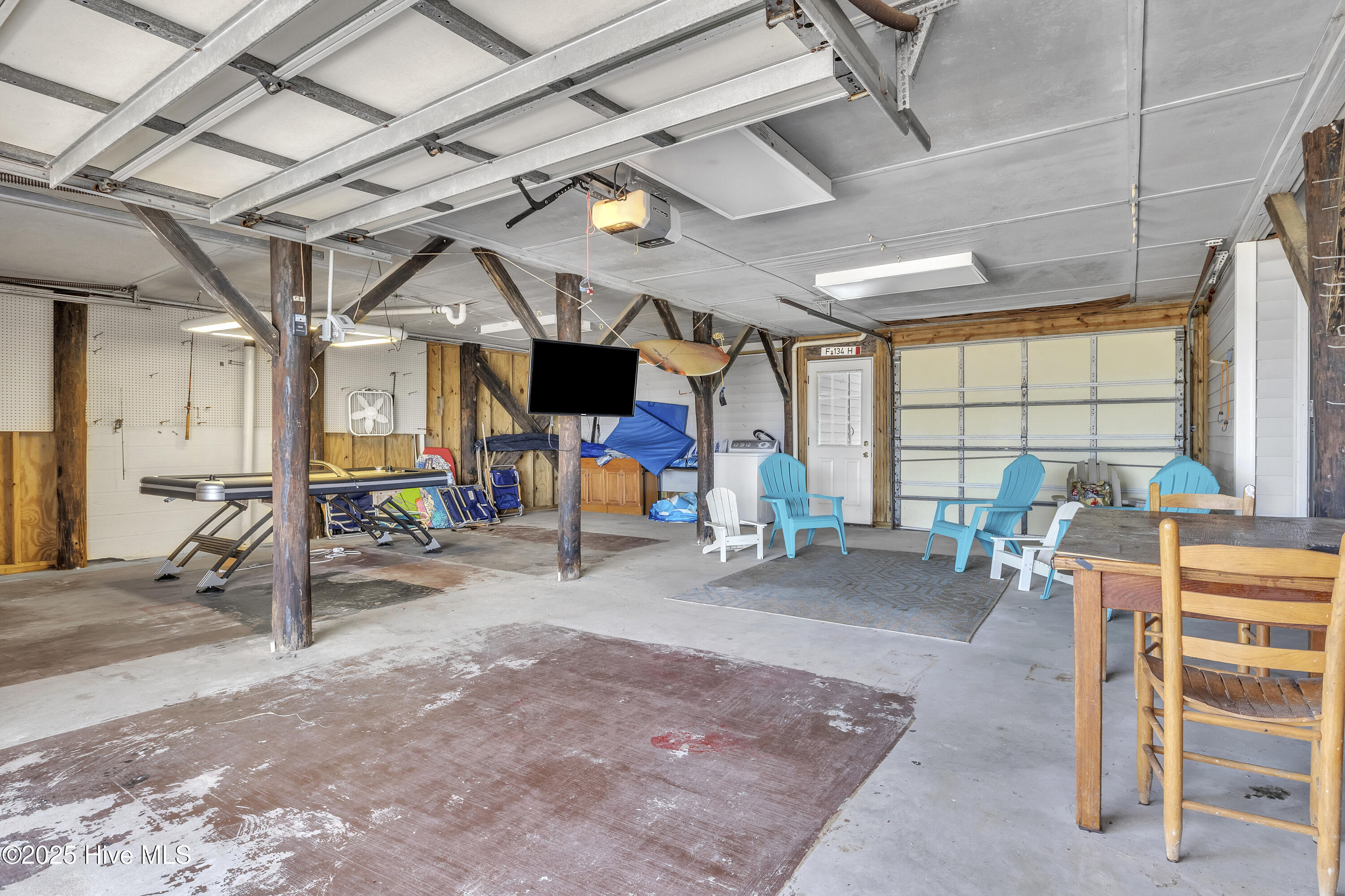 161 High Point Street Property Photo 41