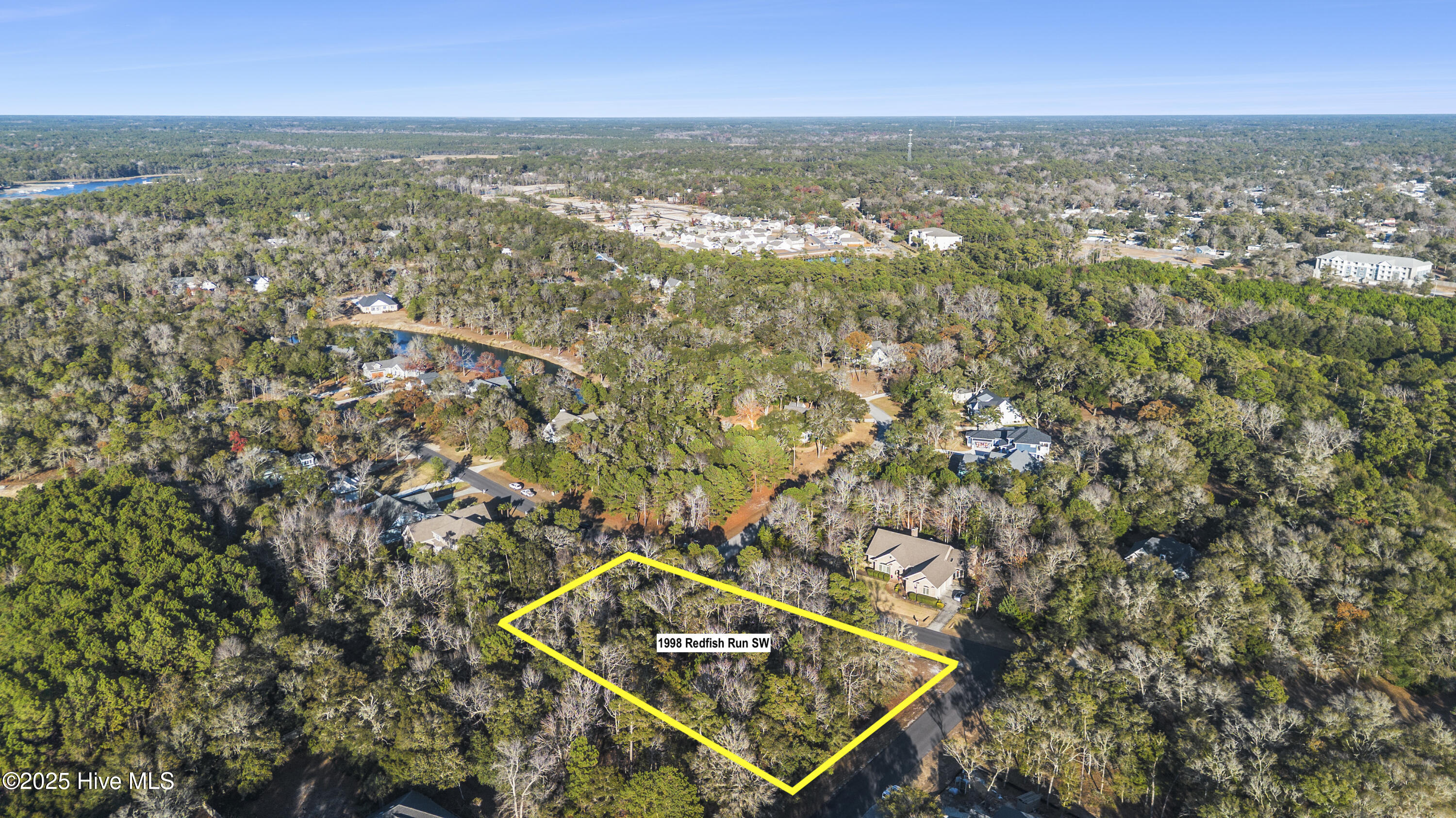 1998 296 Redfish Run Sw Property Photo 4
