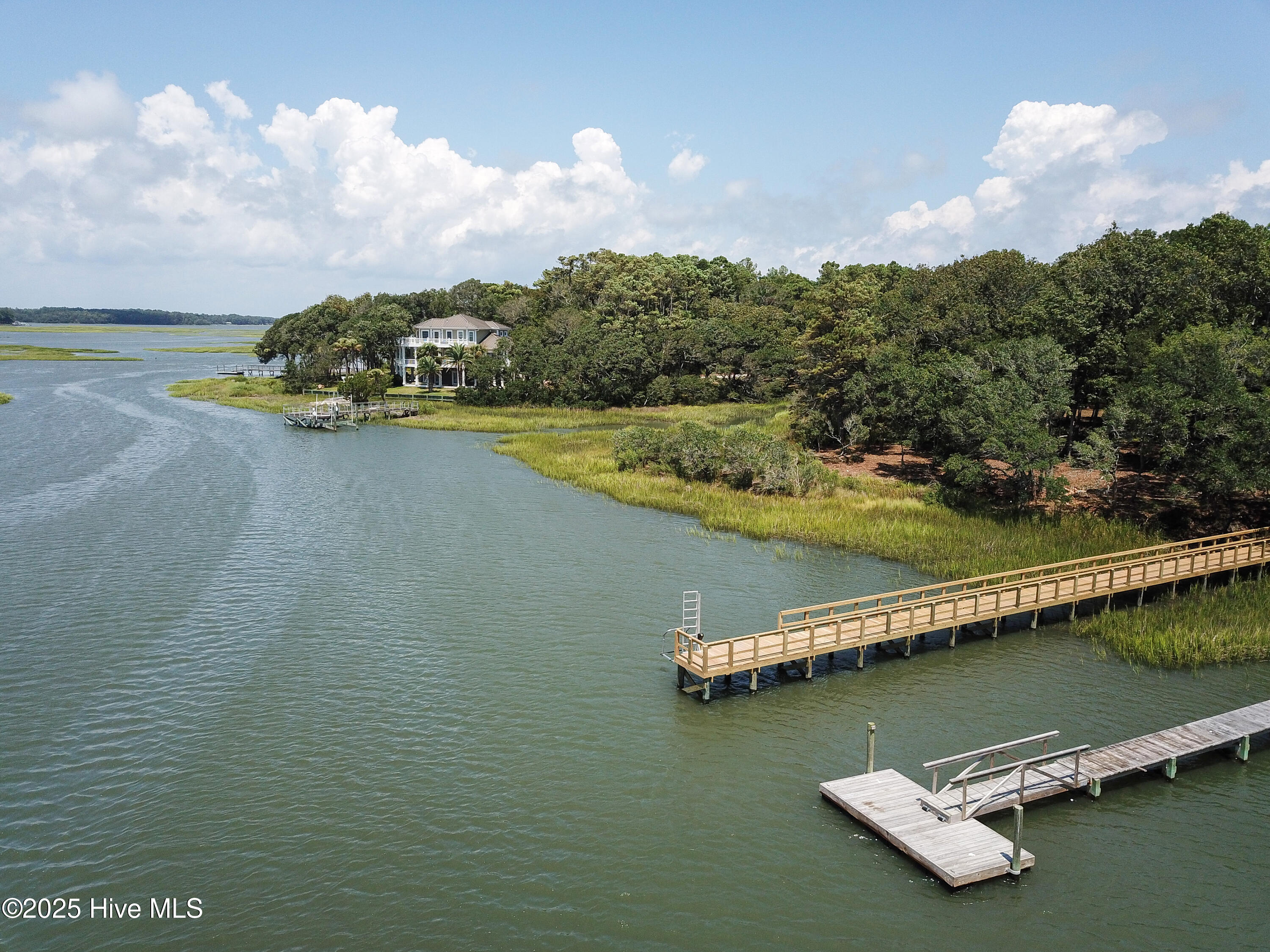 1998 296 Redfish Run Sw Property Photo 32