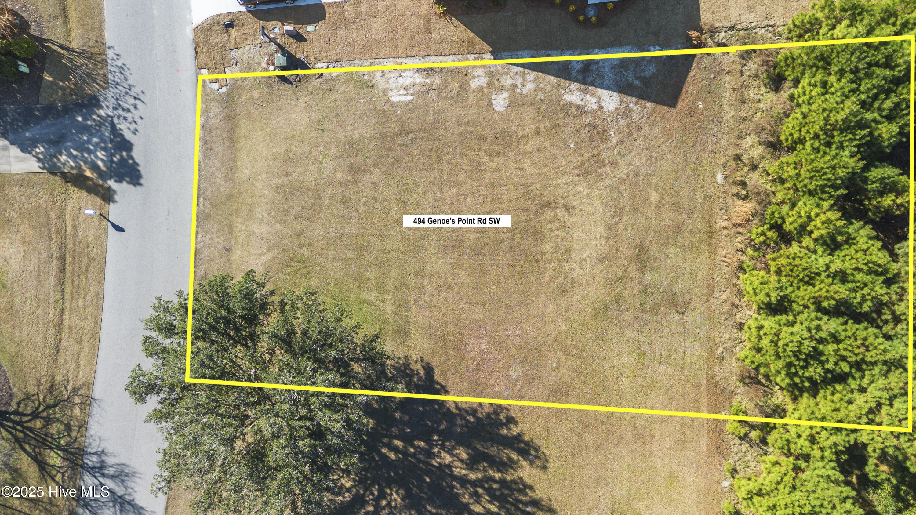 494 37 Genoes Point Road SW Property Photo 1