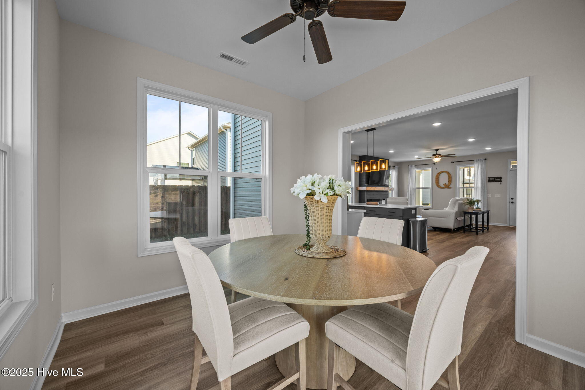 1029 Setting Sun Boulevard Ne Property Photo 18