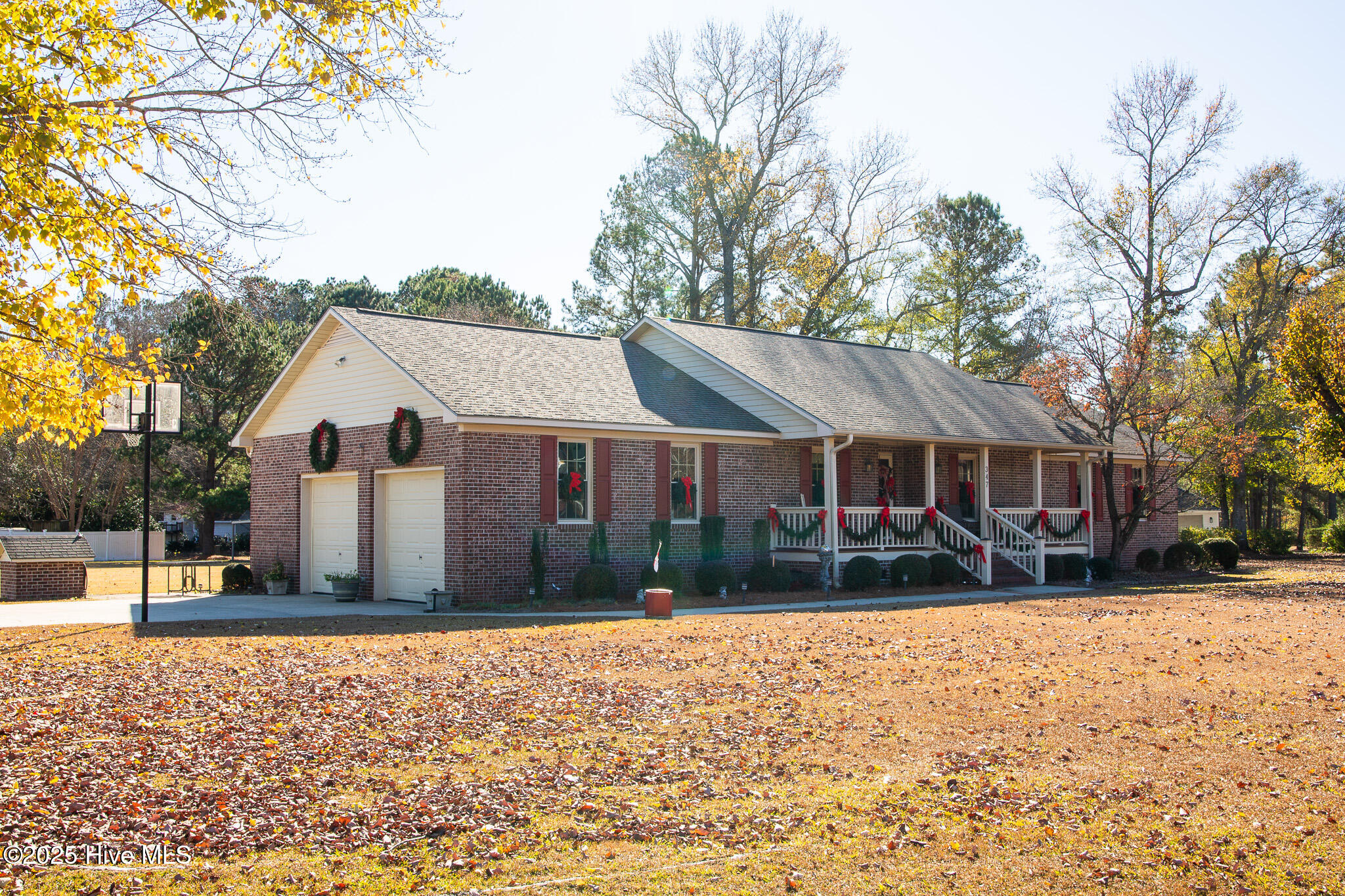 347 Stewart Circle Property Photo 3