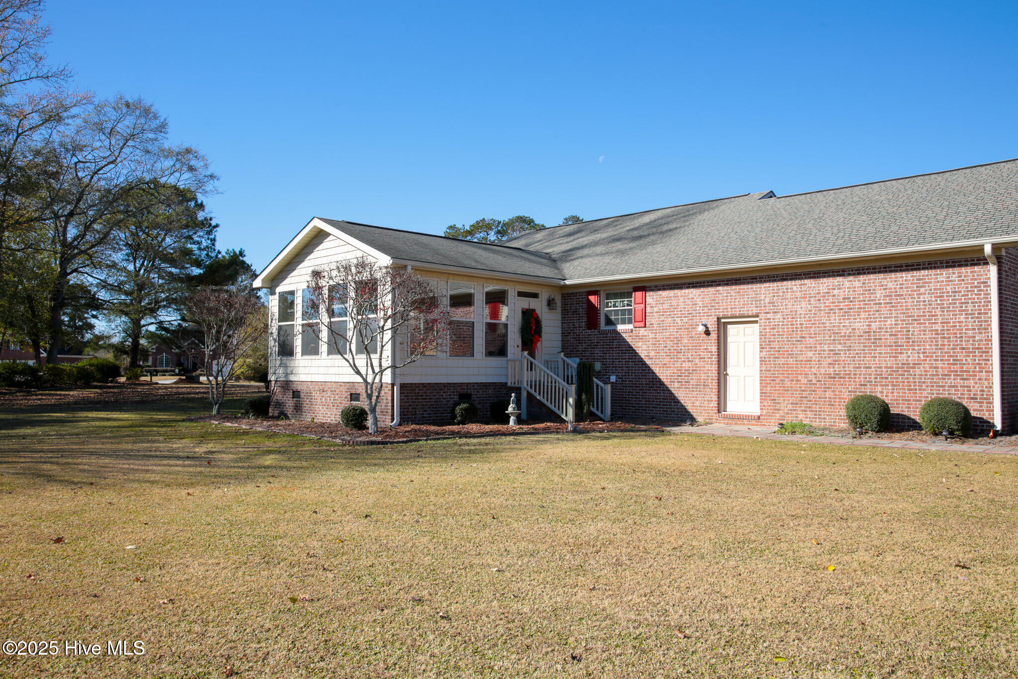 347 Stewart Circle Property Photo 8