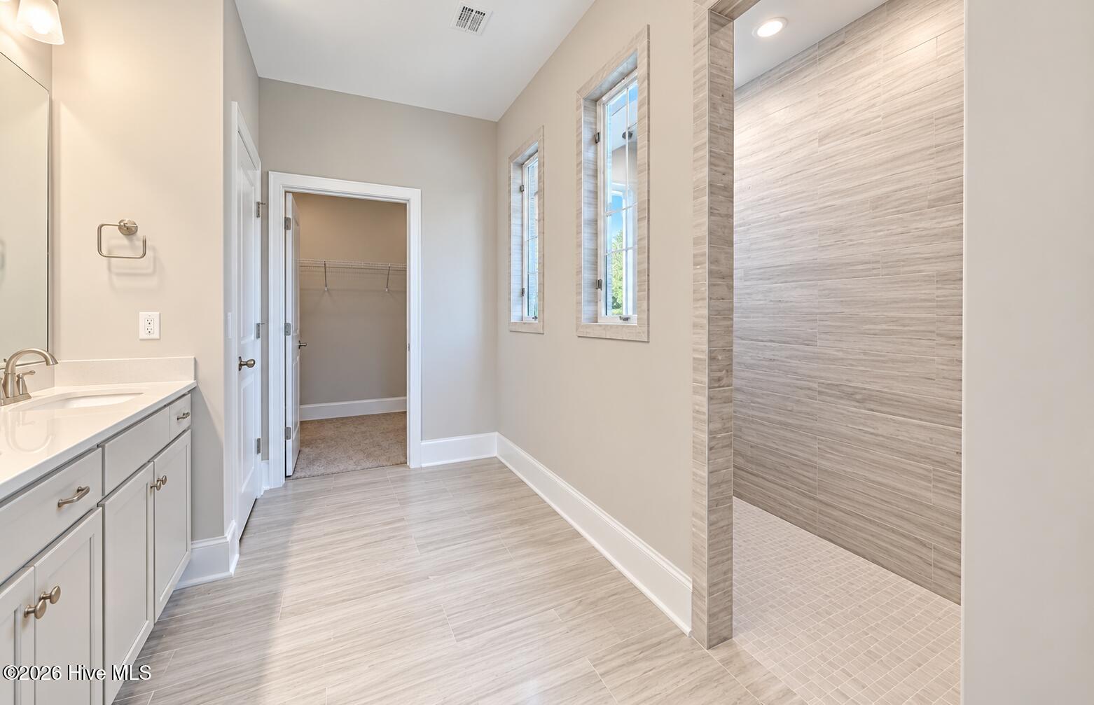 7599 Gorse Drive Property Photo 8