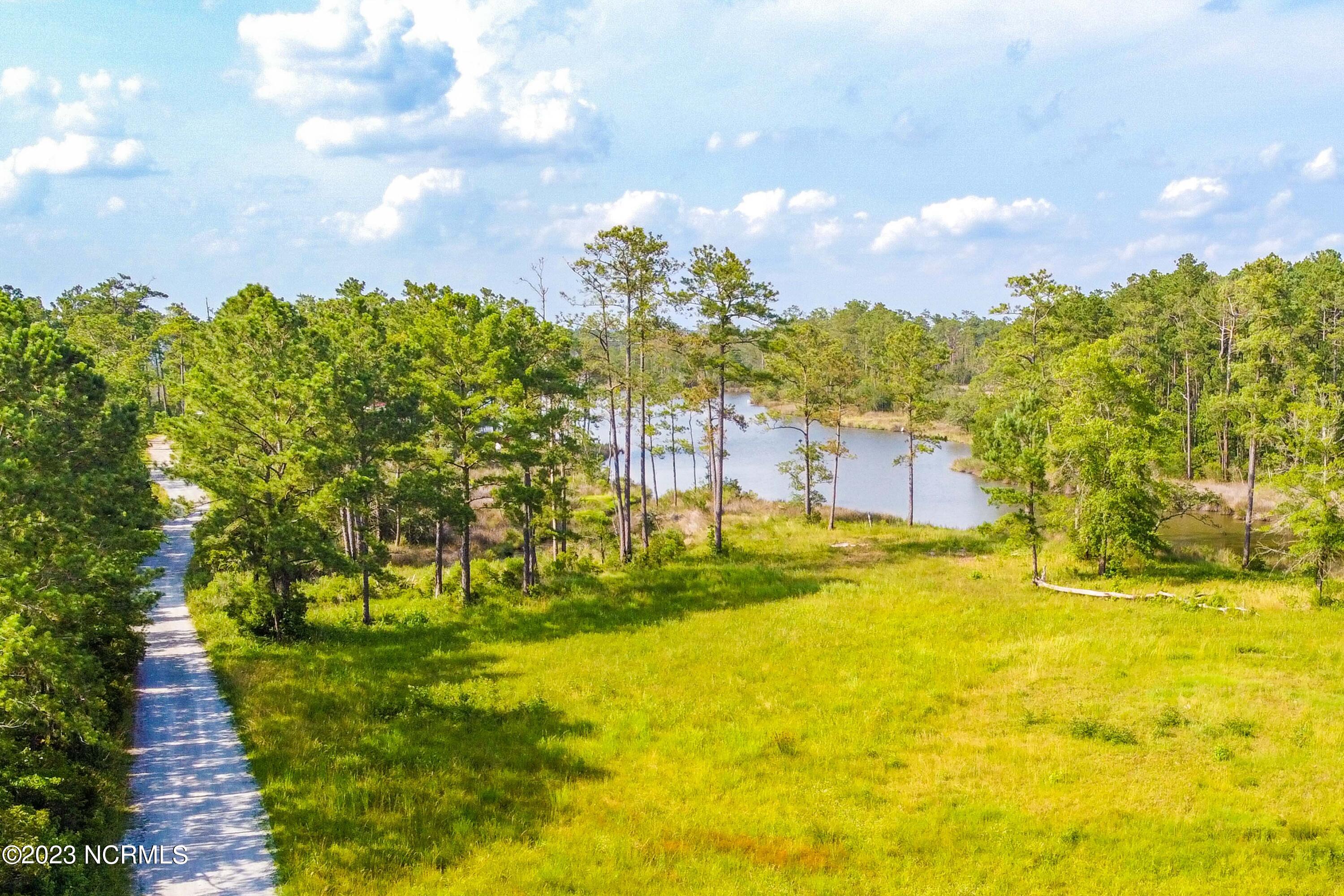 300 Cabin Creek Lane Property Photo 3