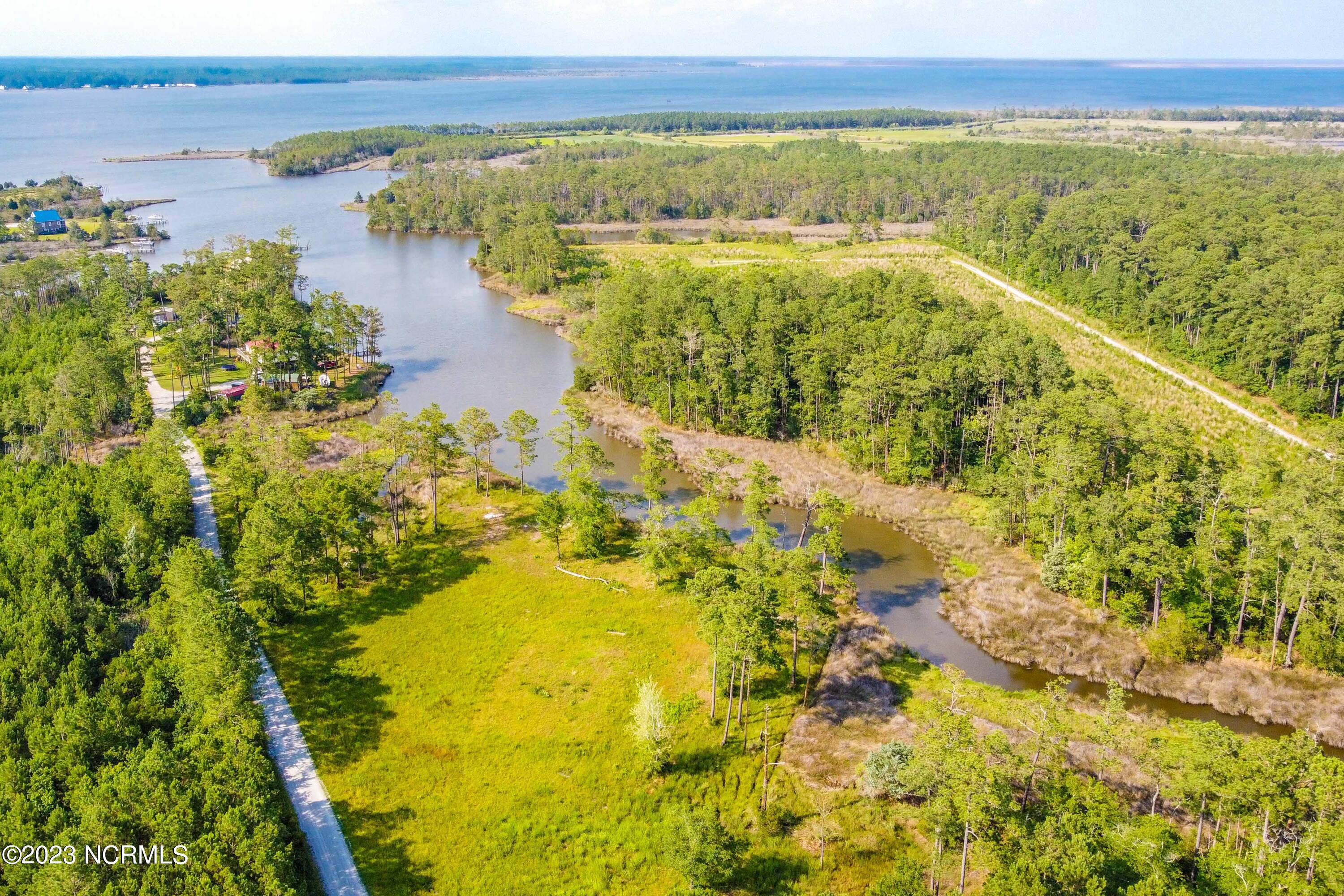 300 Cabin Creek Lane Property Photo 12