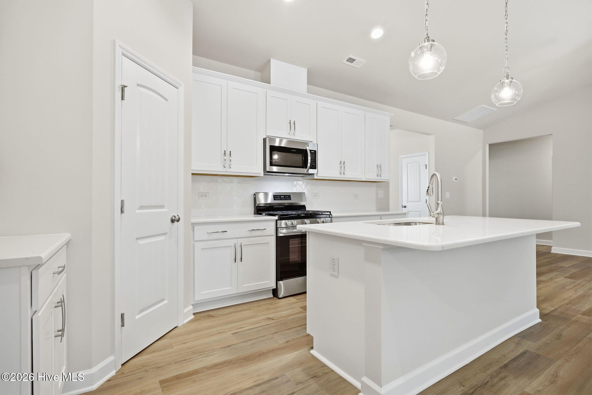 2939 Tucker Hill Drive Property Photo 10
