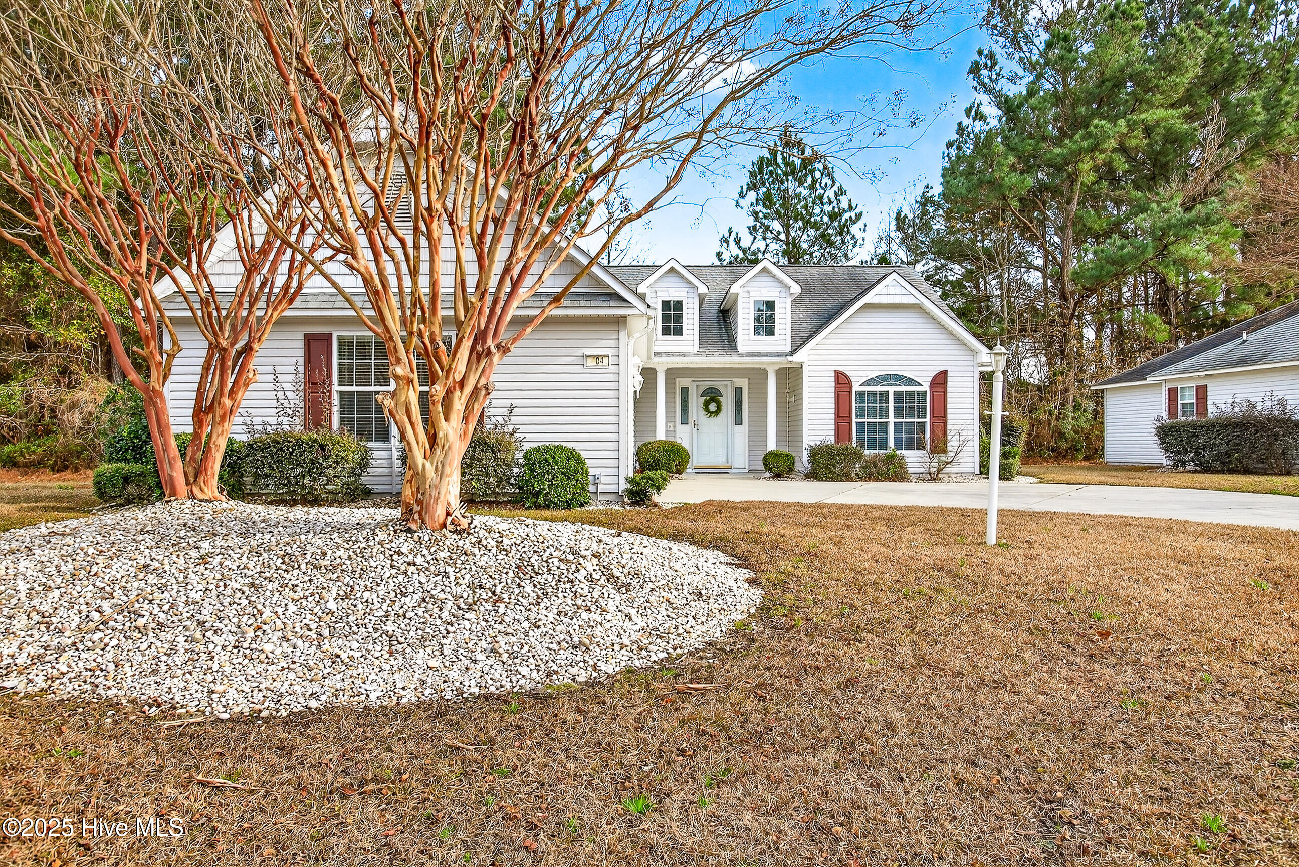 404 Jasmine N Property Photo 1