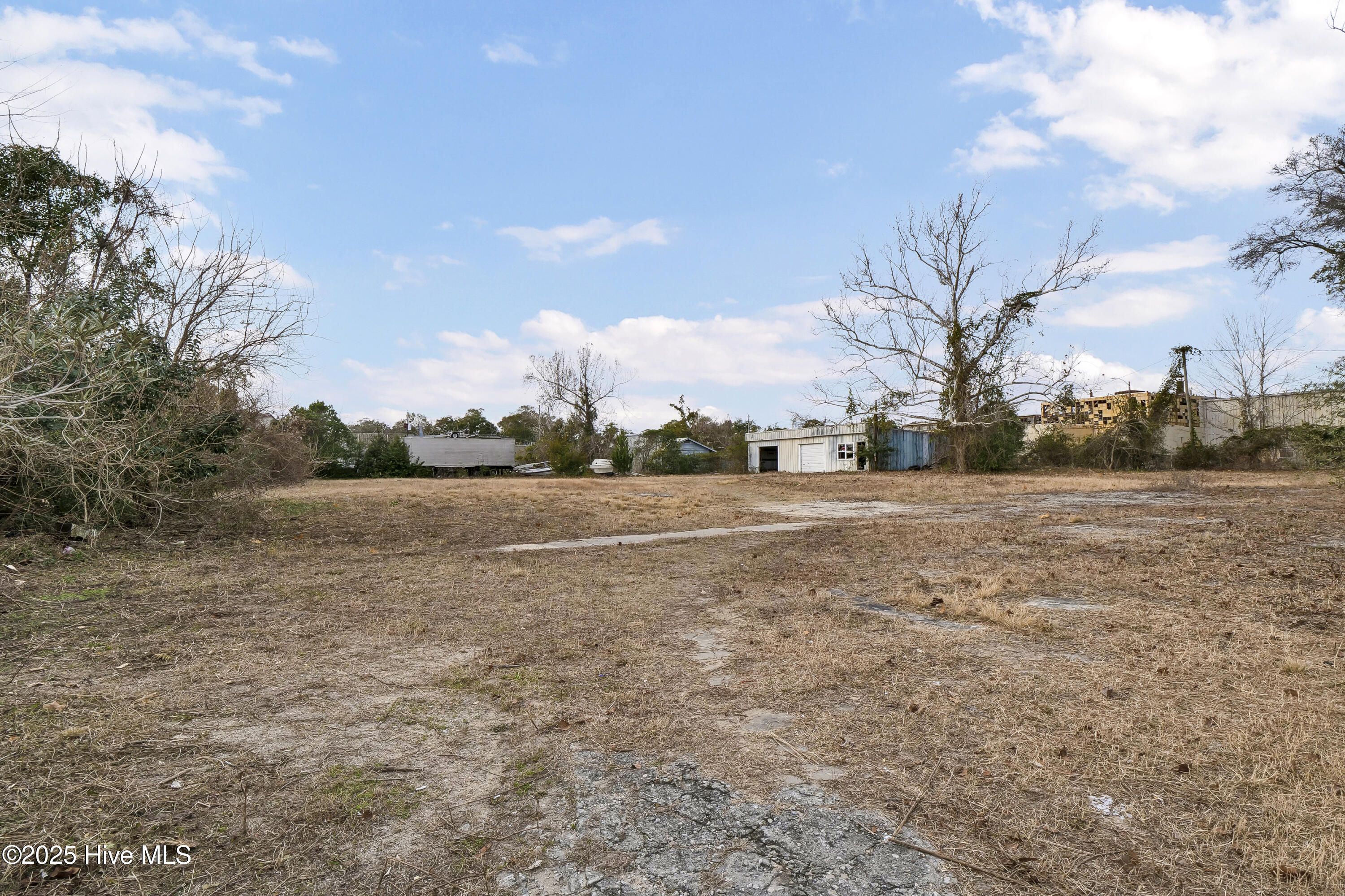 1403 S 5th Avenue Property Photo 20