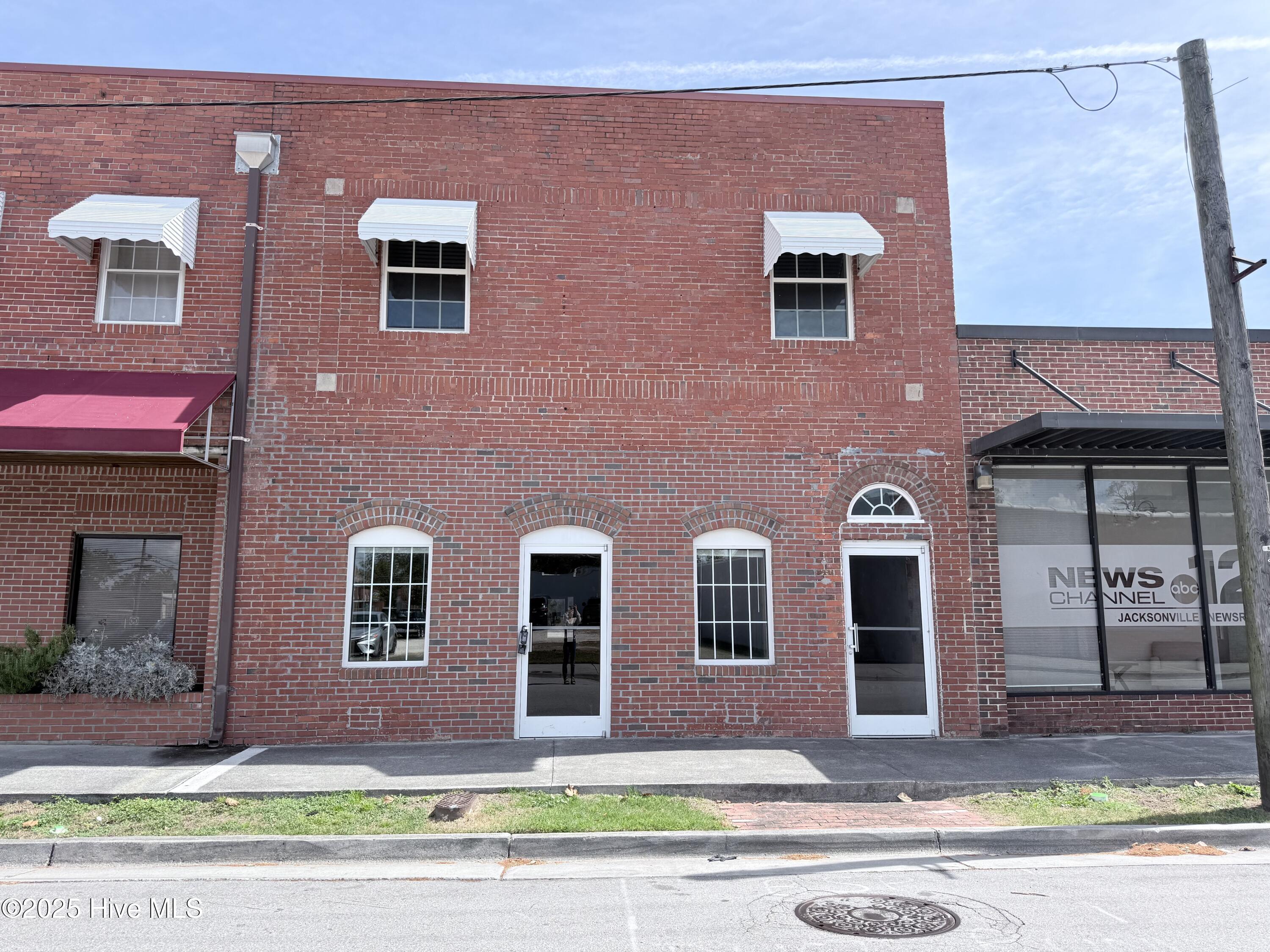 512 Court Street Property Photo 1