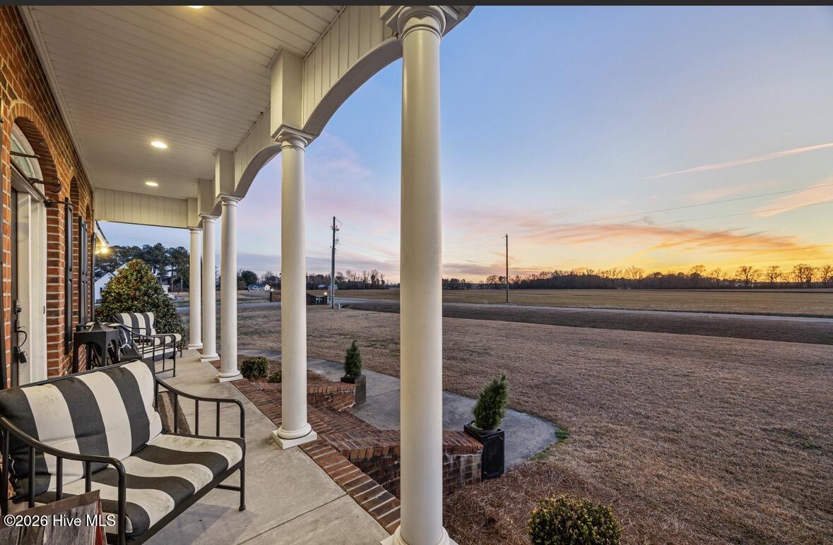 103 Arabian Circle Property Photo 4