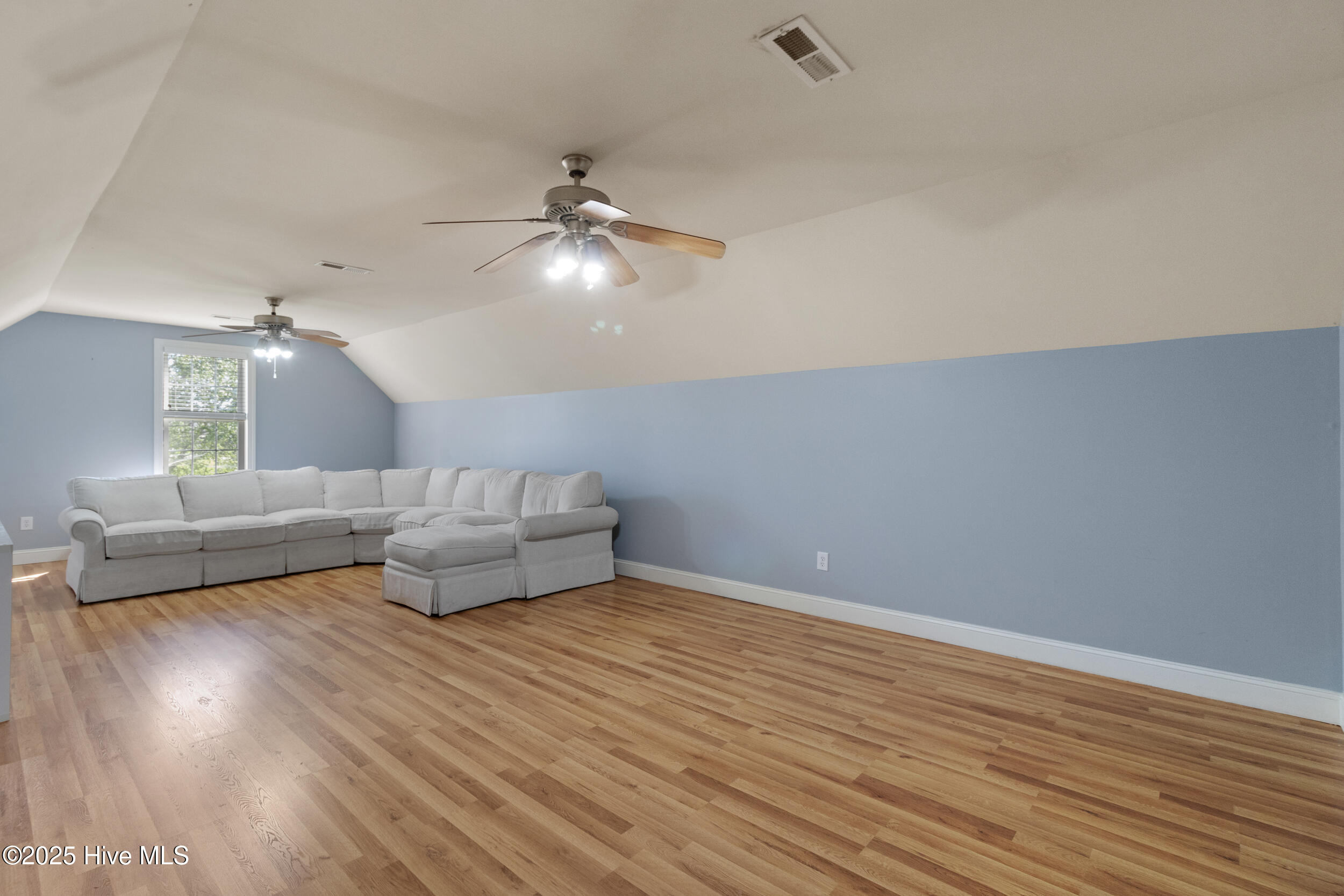 103 Arabian Circle Property Photo 42