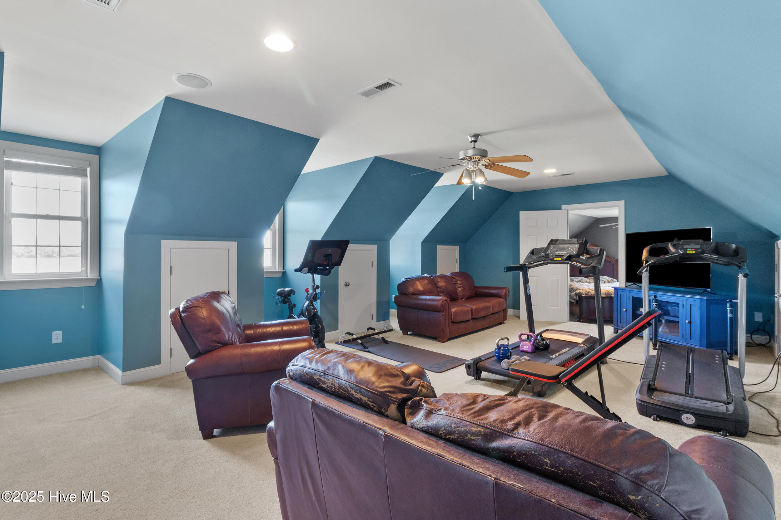 103 Arabian Circle Property Photo 48