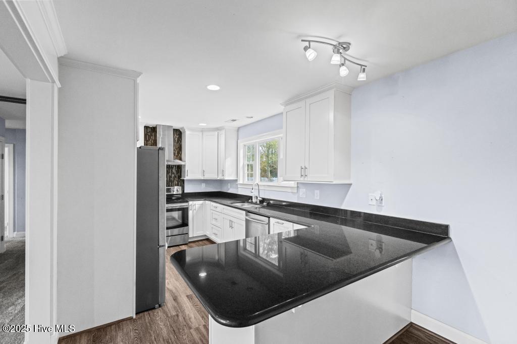 4161 Middle Road Property Photo 15