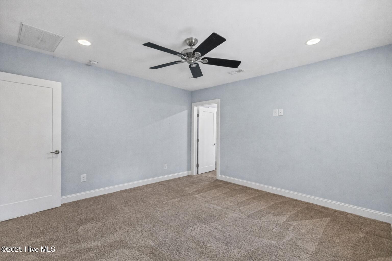 4161 Middle Road Property Photo 31