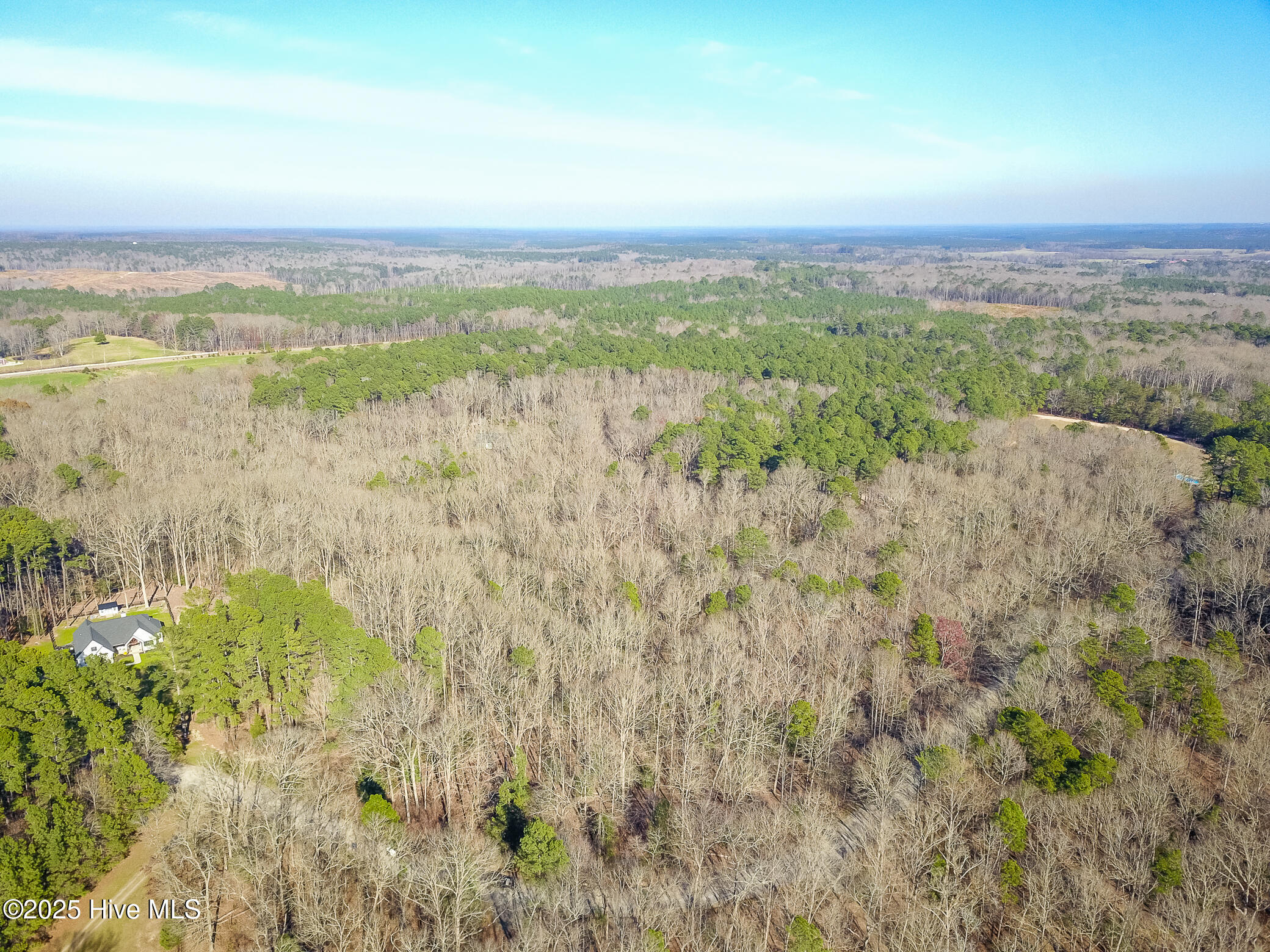 23 23 Equestrian Lane Property Photo 4