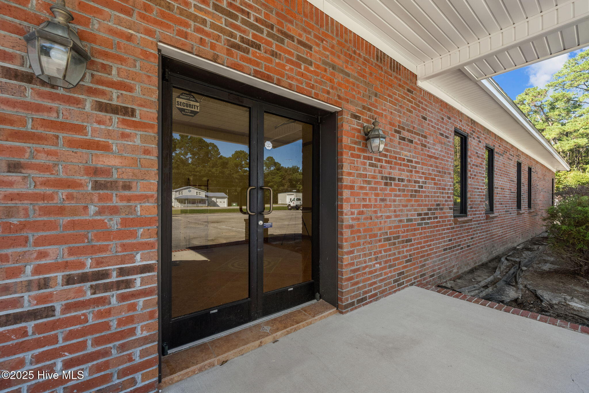441 Kinston Highway Property Photo 4