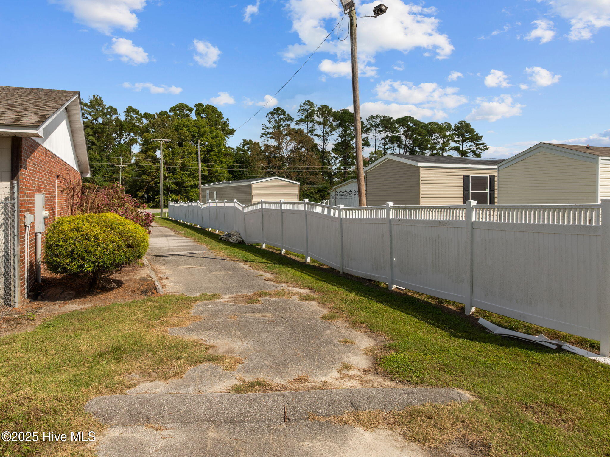 441 Kinston Highway Property Photo 37