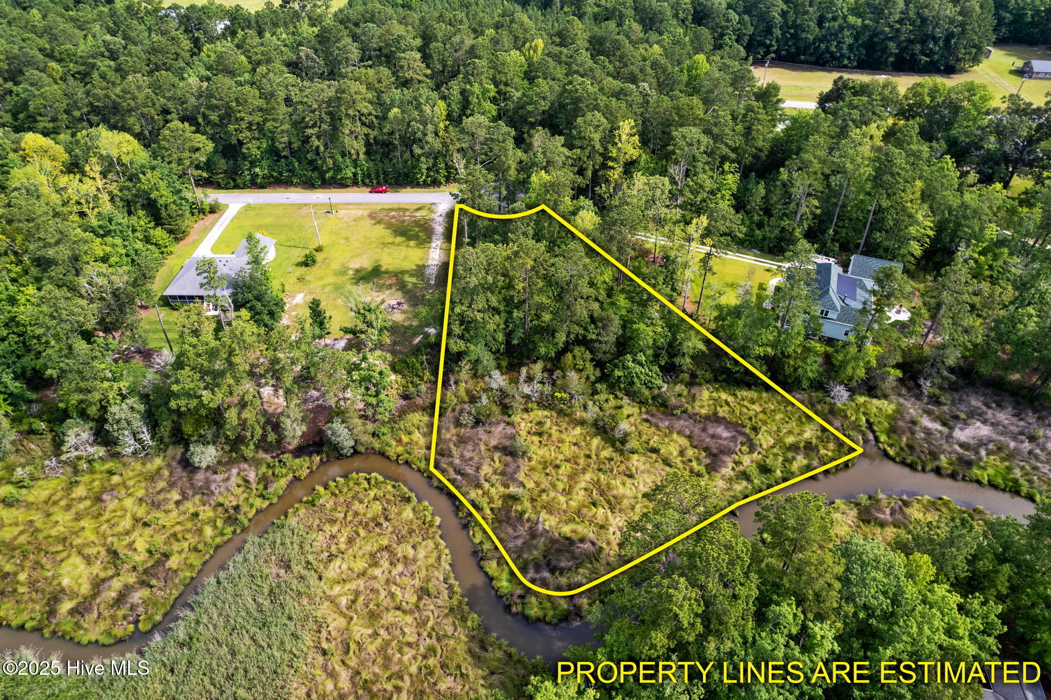166 112 Marsh Run Property Photo 1