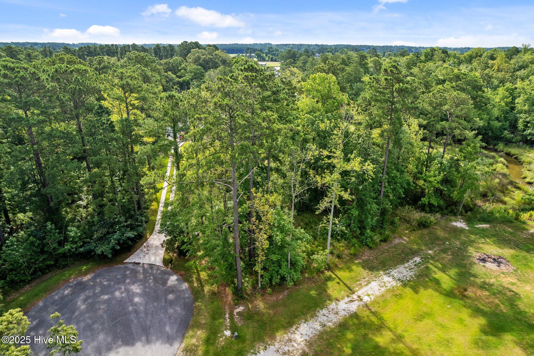 166 112 Marsh Run Property Photo 12