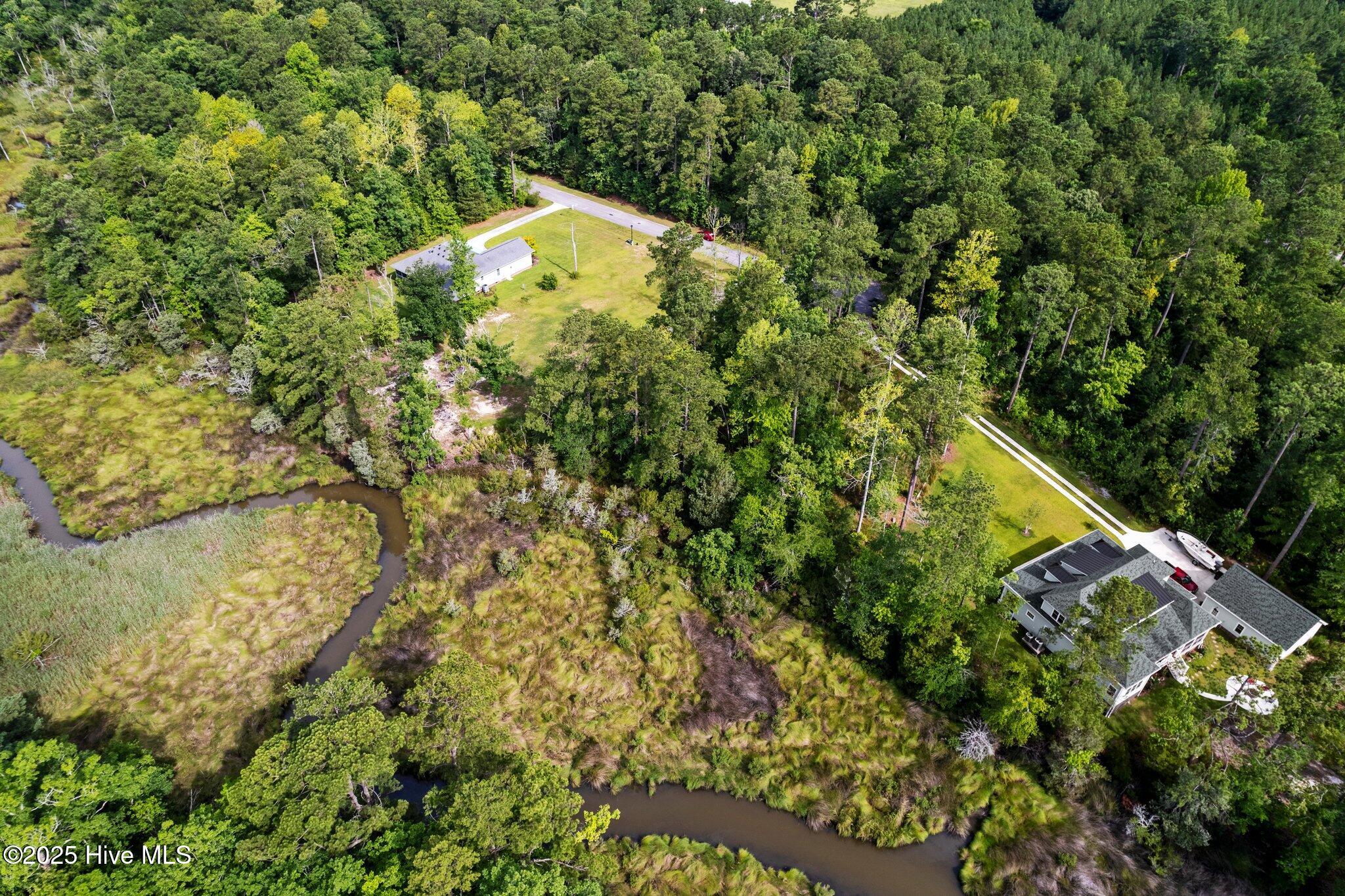 166 112 Marsh Run Property Photo 16