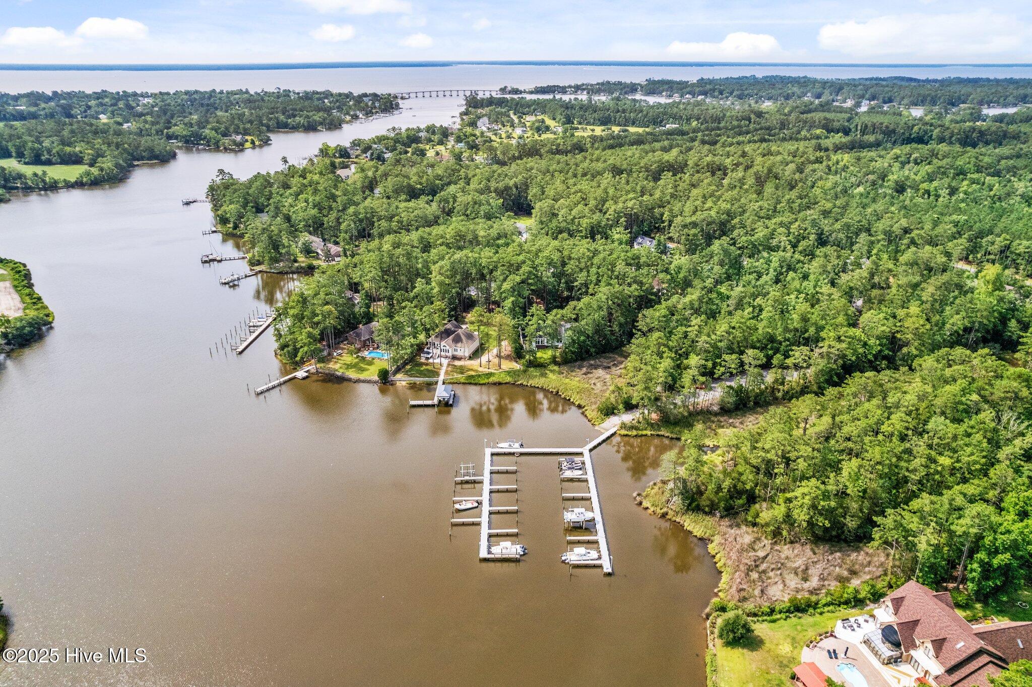 166 112 Marsh Run Property Photo 43