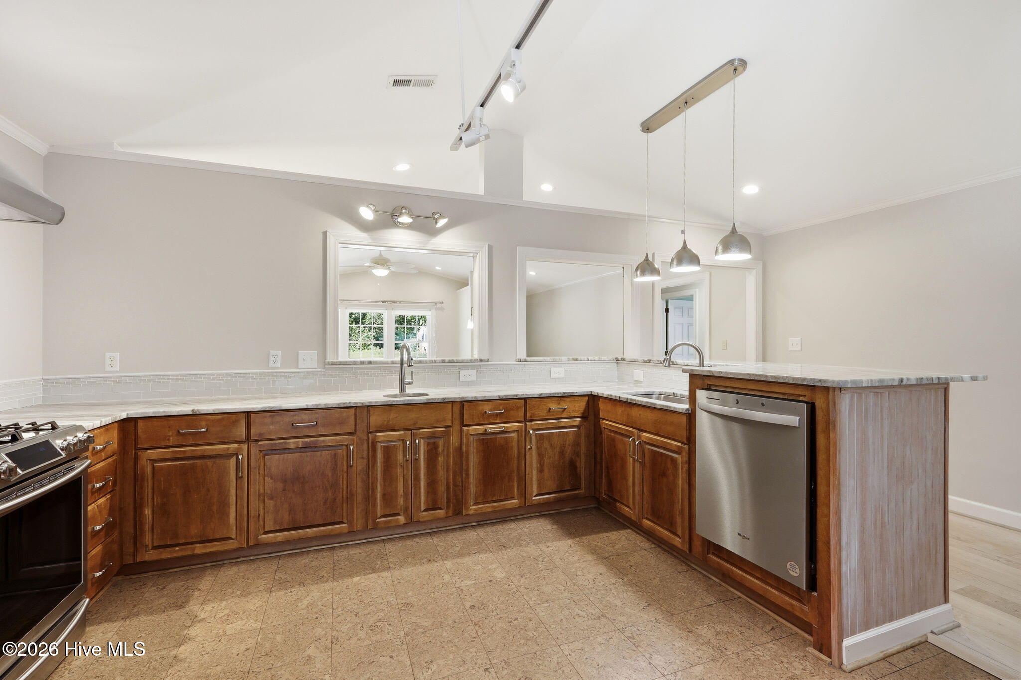 174 Fox Drive Property Photo 10