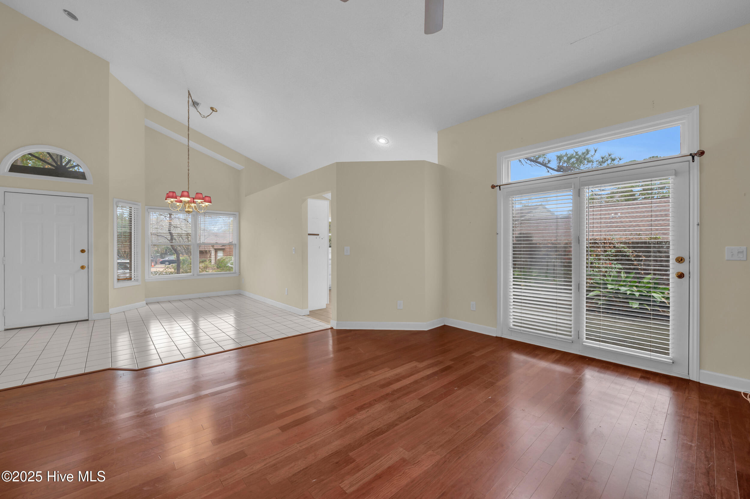 2101 Jumpin Run Drive Property Photo 12