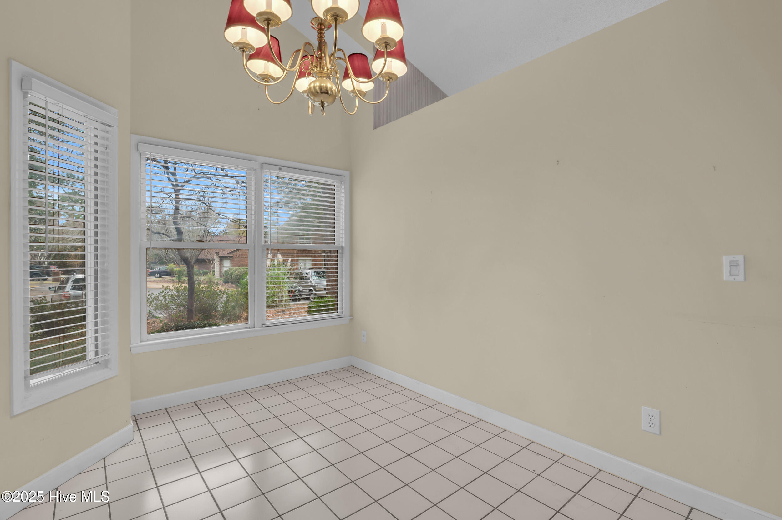 2101 Jumpin Run Drive Property Photo 21