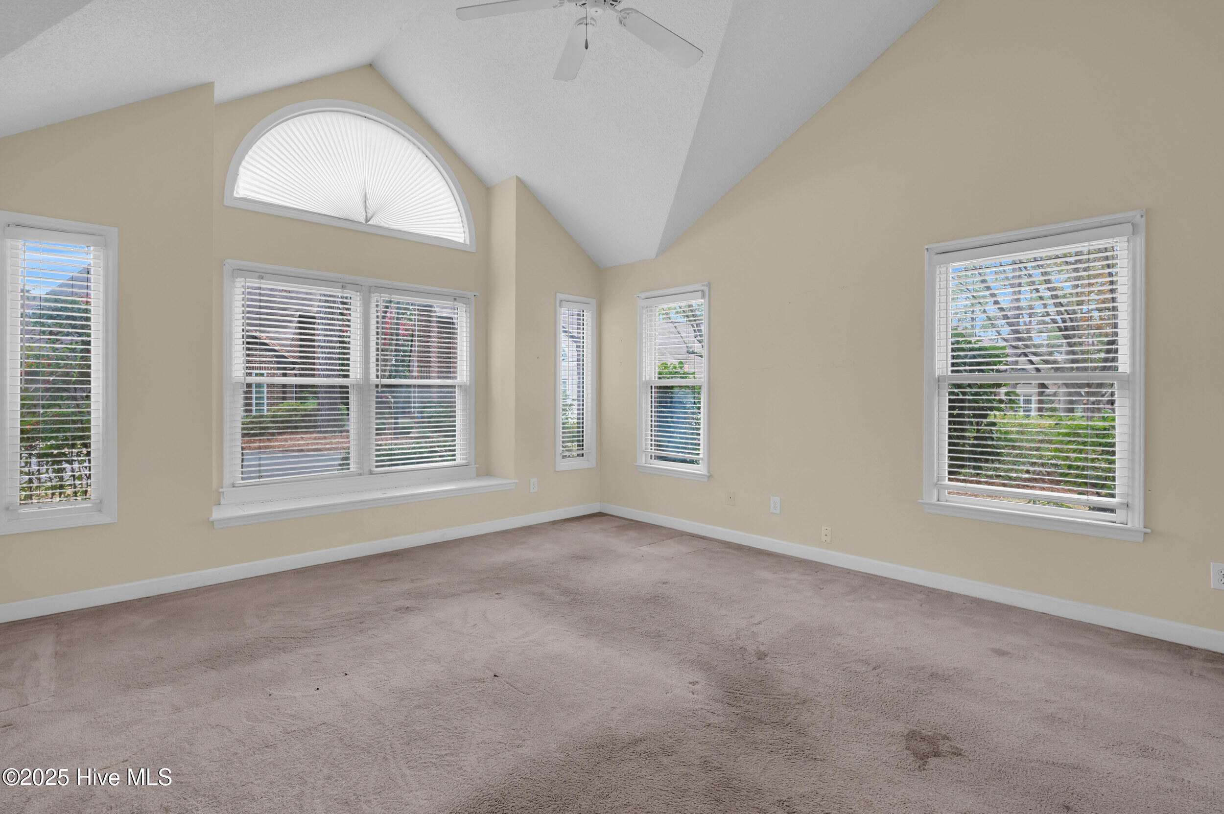 2101 Jumpin Run Drive Property Photo 23