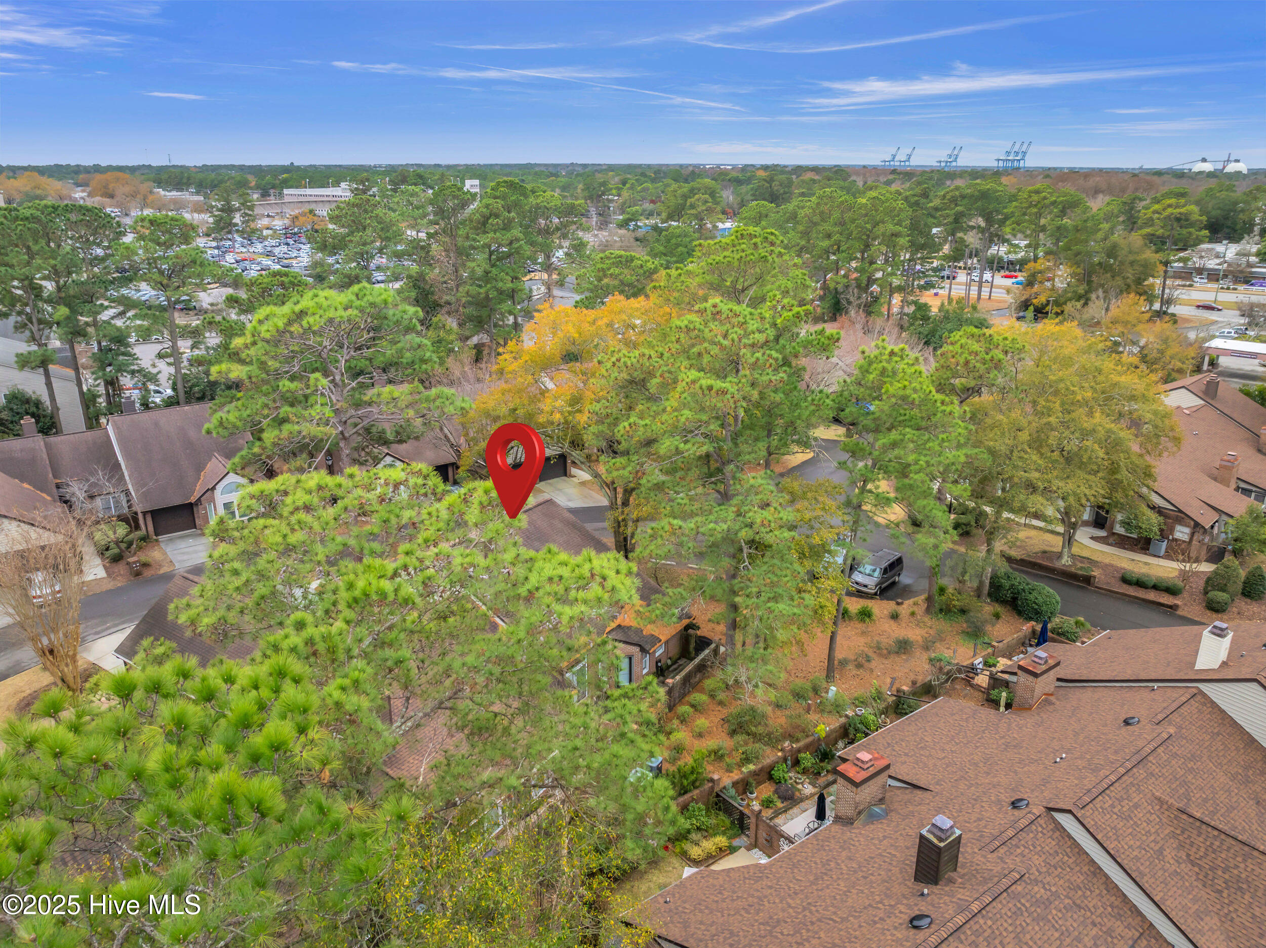 2101 Jumpin Run Drive Property Photo 47