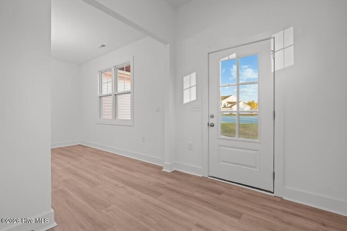 9806 Rockfish Road Property Photo 4