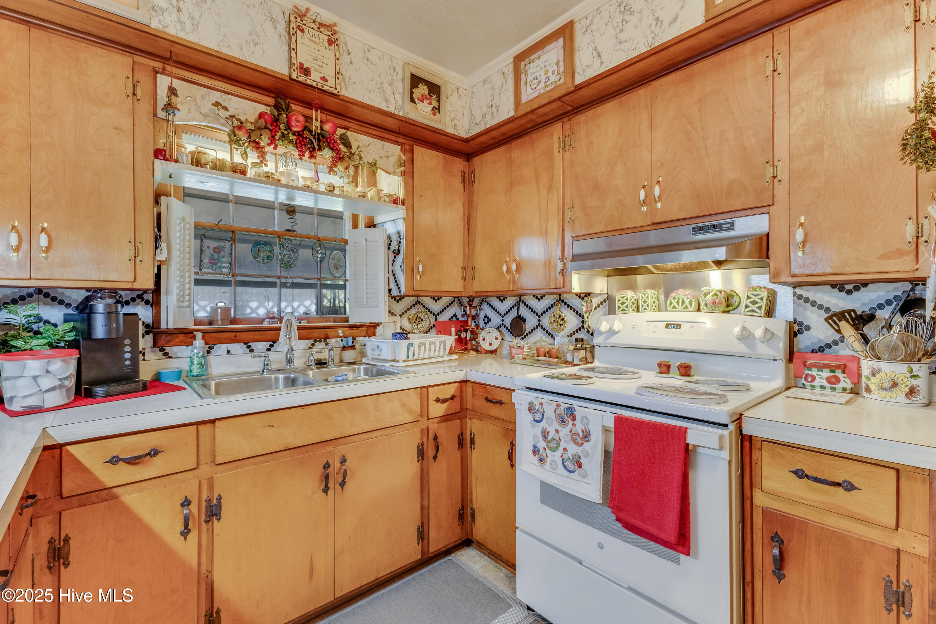 307 W Westbrook Street Property Photo 15
