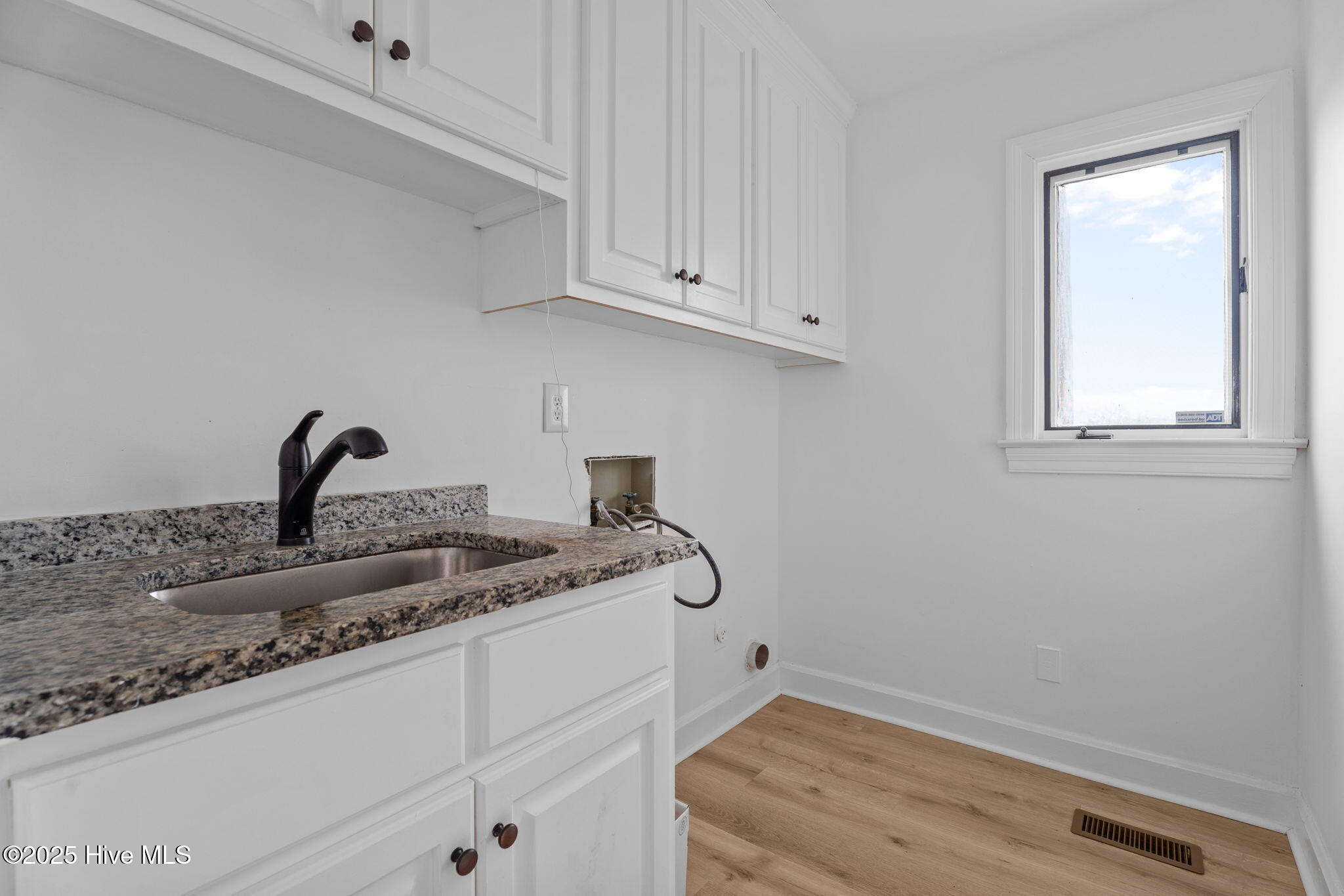 2417 Bel Air Avenue Se Property Photo 24