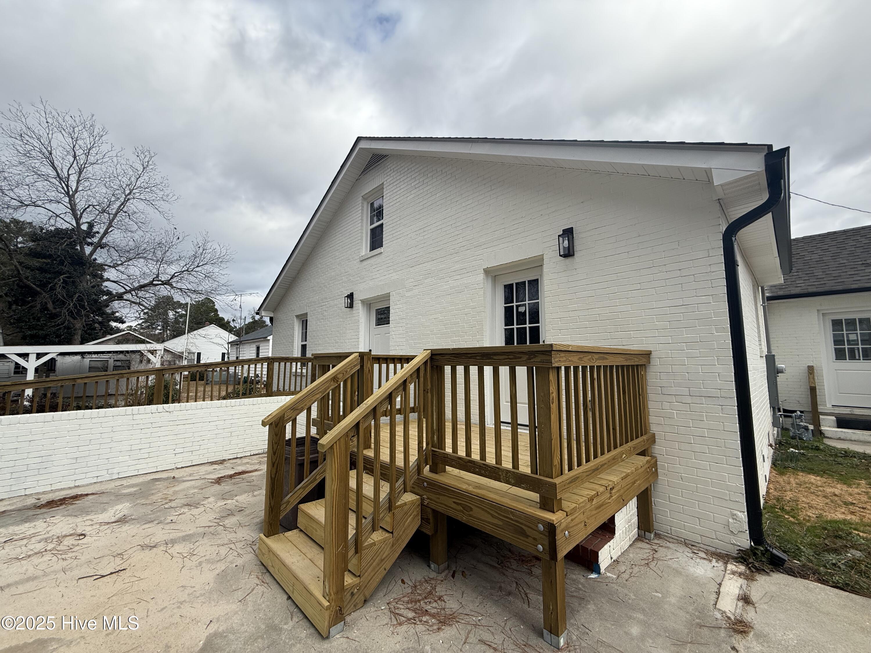203 Stewart Avenue Property Photo 21