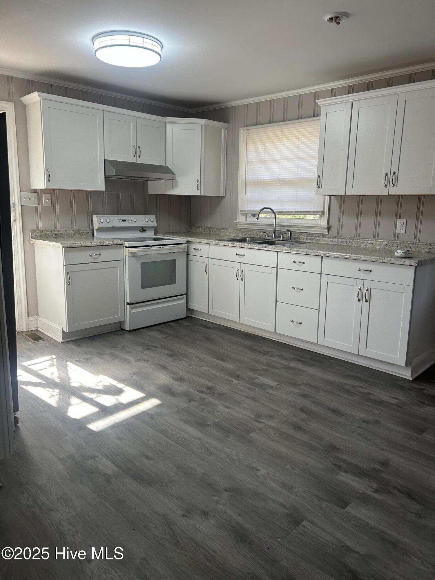 206 Waldrop Road Property Photo 4