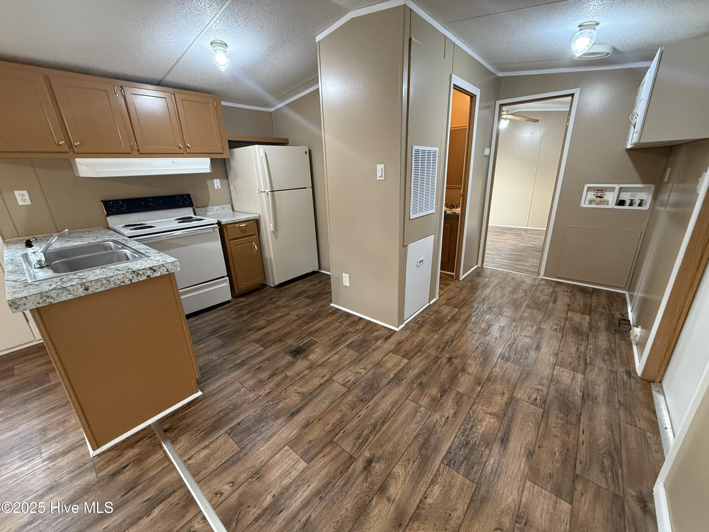 123 Potawatomi Trail Property Photo 7