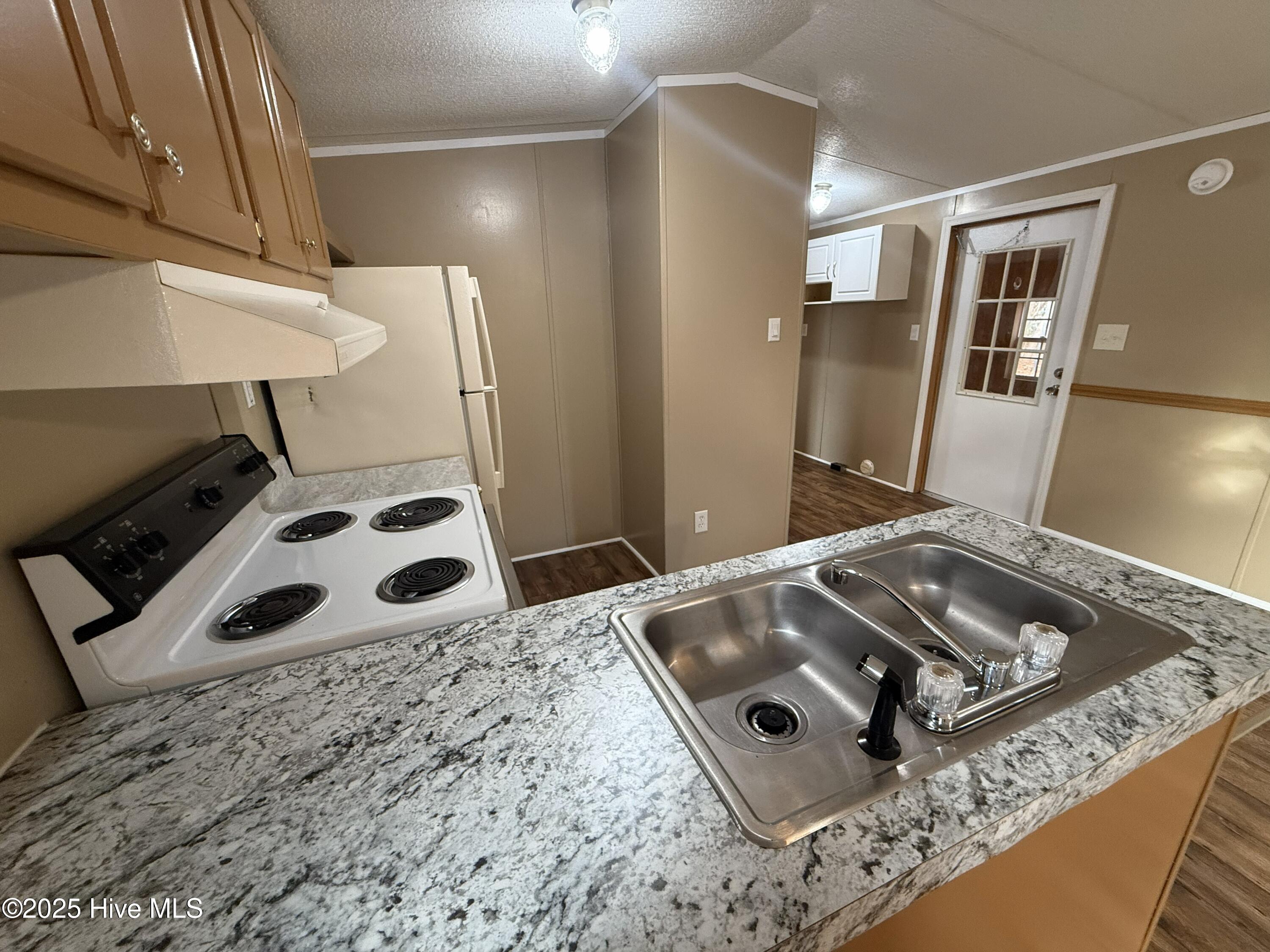 123 Potawatomi Trail Property Photo 9