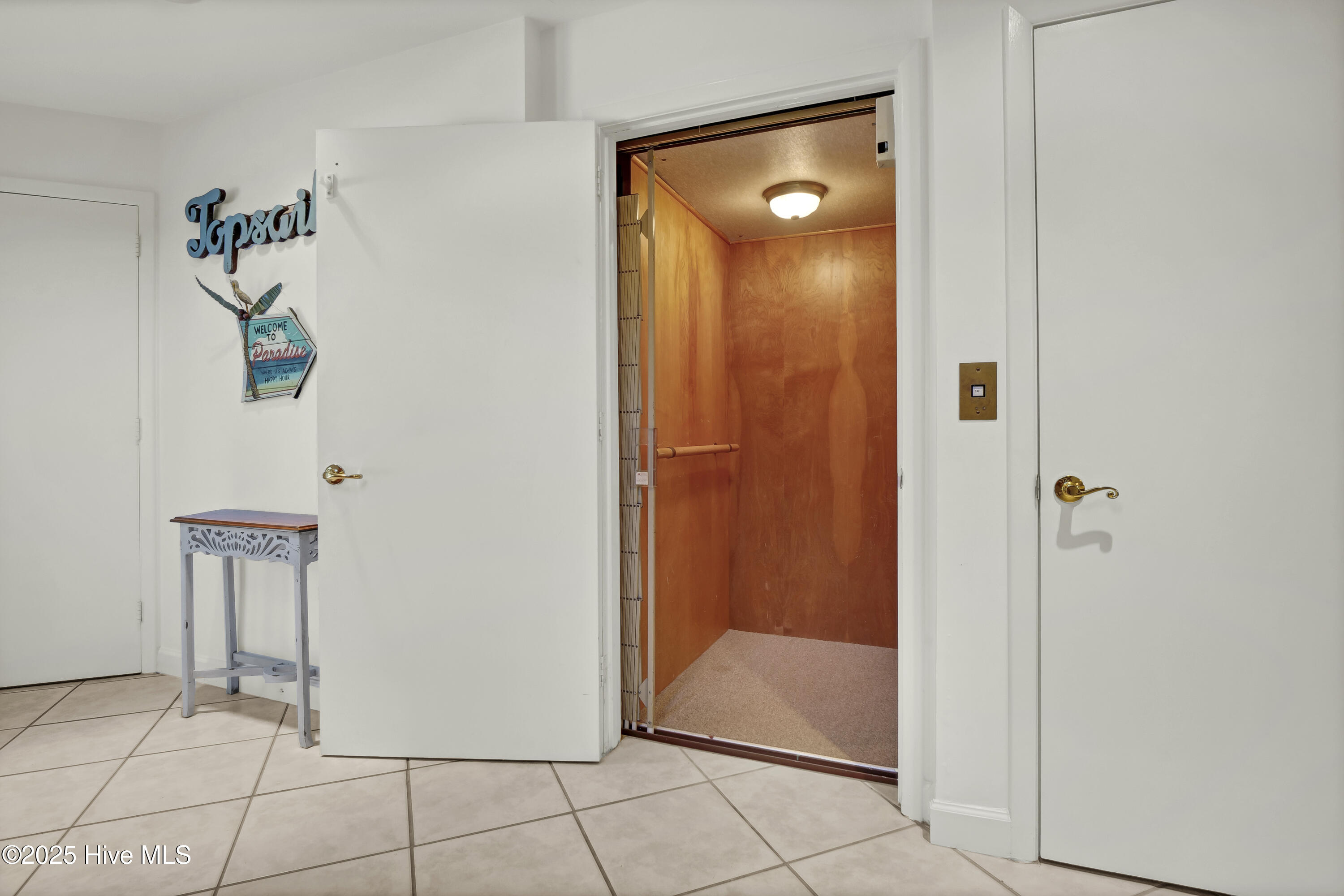 111 Cutlass Drive Property Photo 16